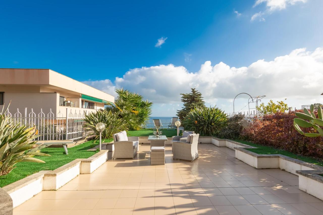 I Giardini Del Sole Con Piscina By Wonderful Italy Sanremo Exterior foto